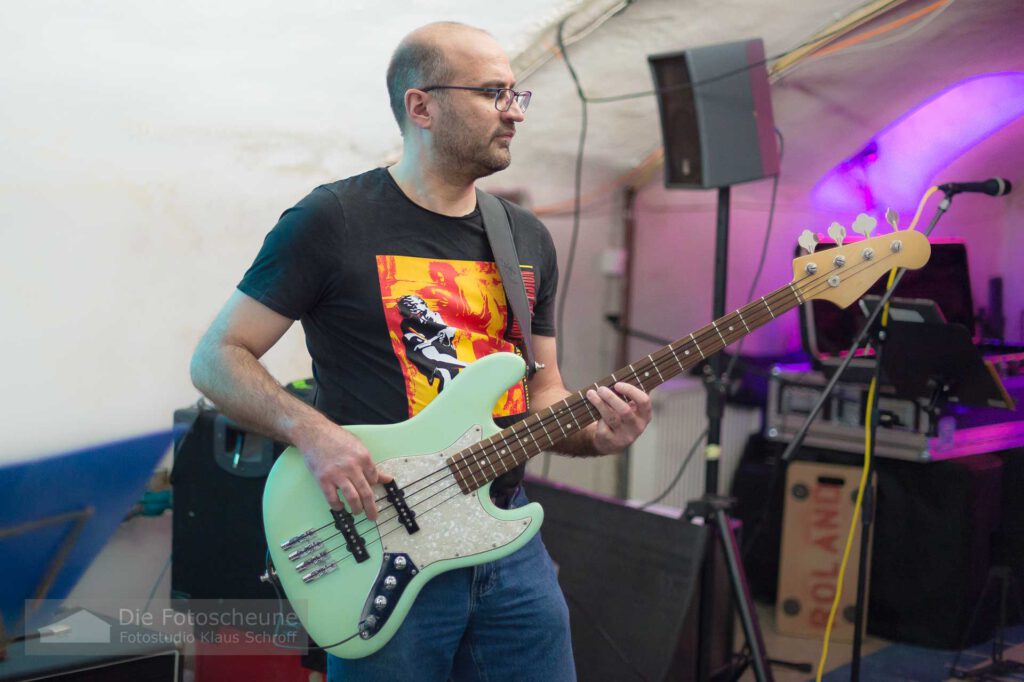 Klaus am Bass