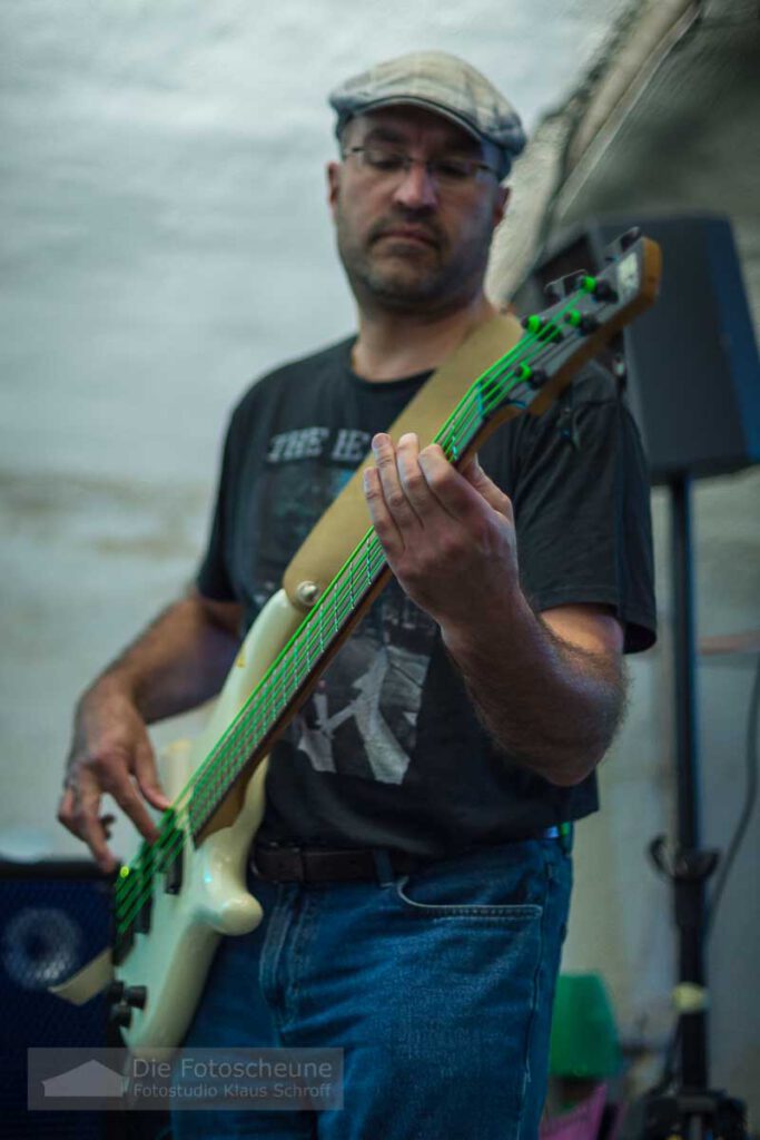Klaus mit Ibanez SR Bass